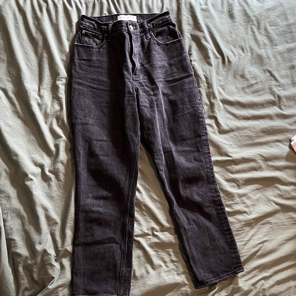 Abercrombie and Fitch 90’s Straight Ultra High Rise Curve Love 26/2 xs